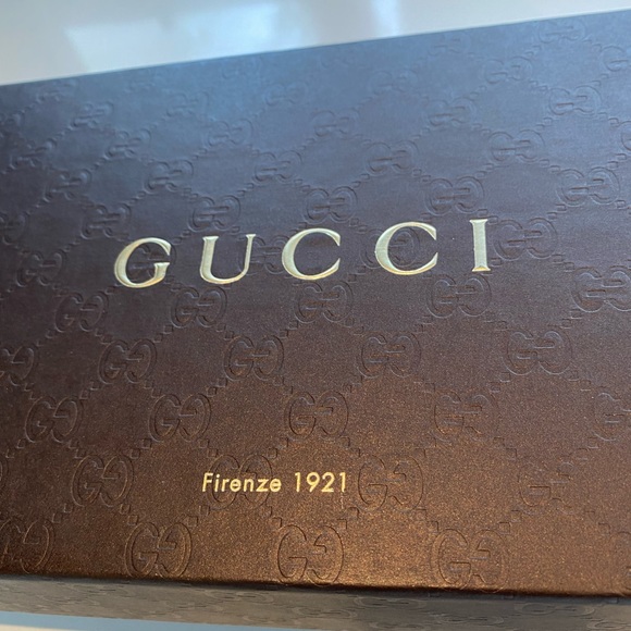 GUCCI Loafers Size 37 (6.5 US) with original box - Picture 8 of 9